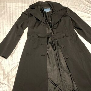 Nine West black trench coat size small button front with side pockets
